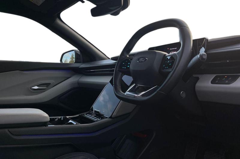 Used Ford Explorer 2024 for sale - 76634795: Photo 9