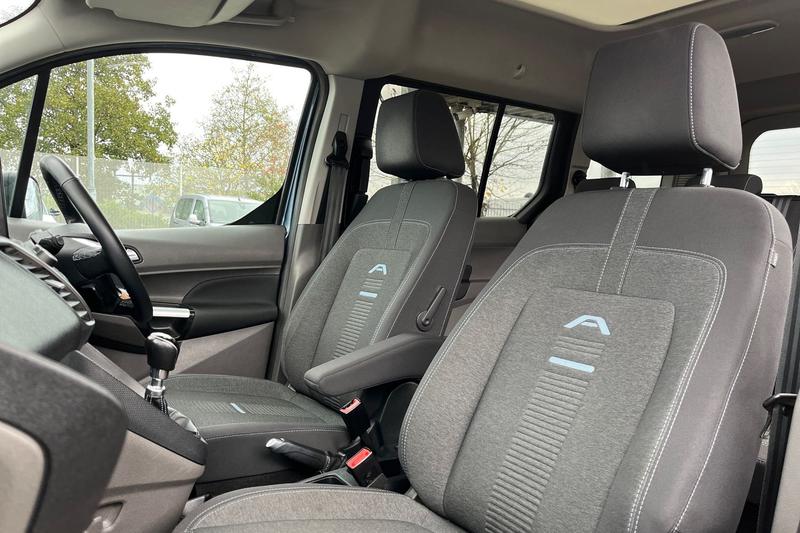 Used Ford Grand Tourneo Connect 2022 for sale - 76703217: Photo 19