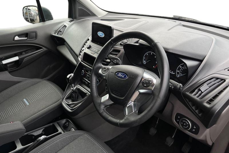 Used Ford Grand Tourneo Connect 2022 for sale - 76703217: Photo 9