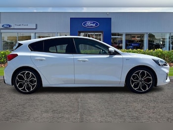 Used Ford Focus 2020 for sale - 79000664: Photo