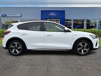 Used Ford Focus 2022 for sale - 77064063: Photo