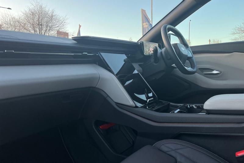 Used Ford Explorer 2025 for sale - 76640970: Photo 17