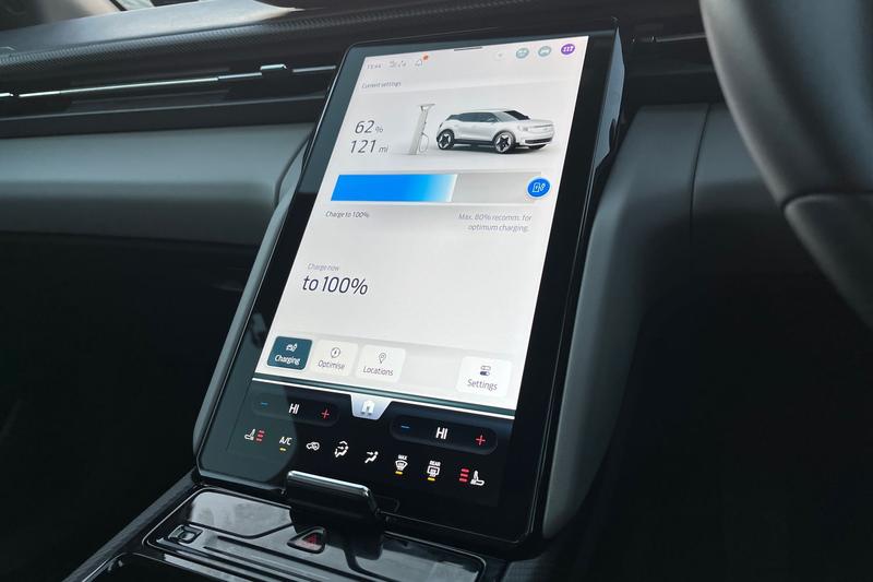 Used Ford Explorer 2025 for sale - 76640970: Photo 28