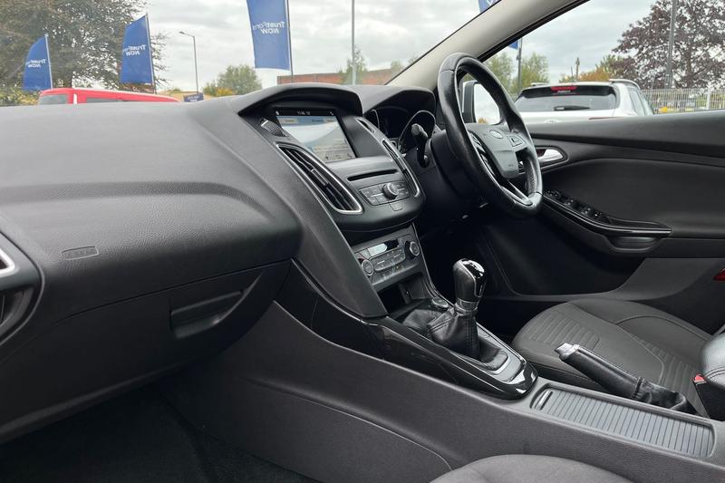 Used Ford Focus 2017 for sale - 76079774: Photo 18