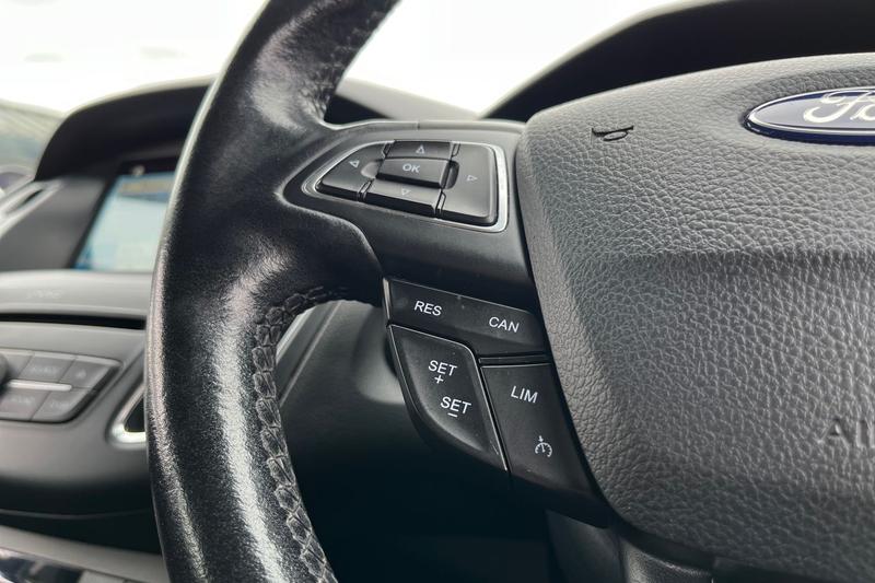 Used Ford Focus 2017 for sale - 76079774: Photo 35