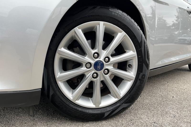 Used Ford Focus 2017 for sale - 76079774: Photo 8