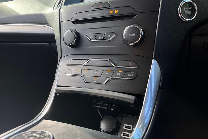 Used Ford Galaxy 2020 for sale - 77746762: Photo 33