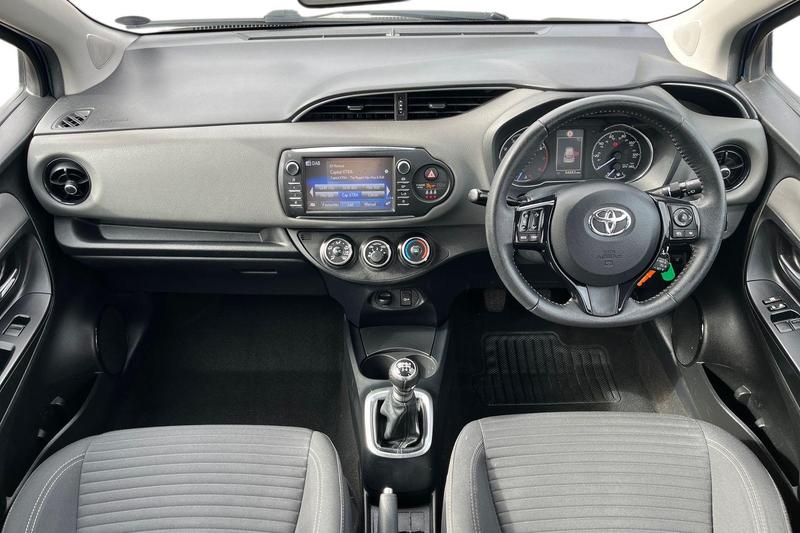 Used Toyota Yaris 2019 for sale - 77910324: Photo 10