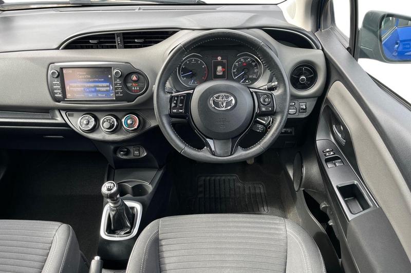 Used Toyota Yaris 2019 for sale - 77910324: Photo 11