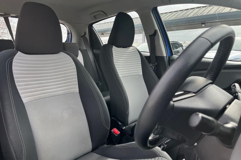 Used Toyota Yaris 2019 for sale - 77910324: Photo 17