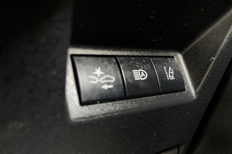 Used Toyota Yaris 2019 for sale - 77910324: Photo 24