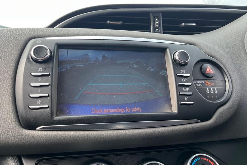 Used Toyota Yaris 2019 for sale - 77910324: Photo 30