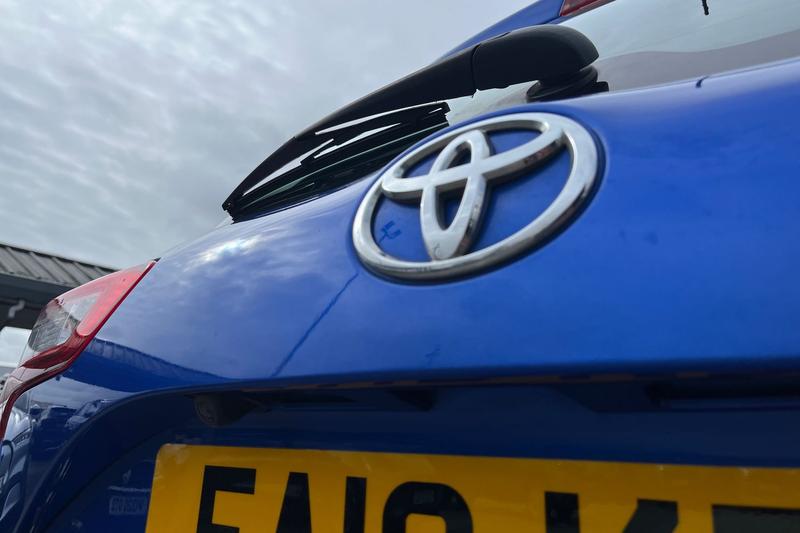 Used Toyota Yaris 2019 for sale - 77910324: Photo 39