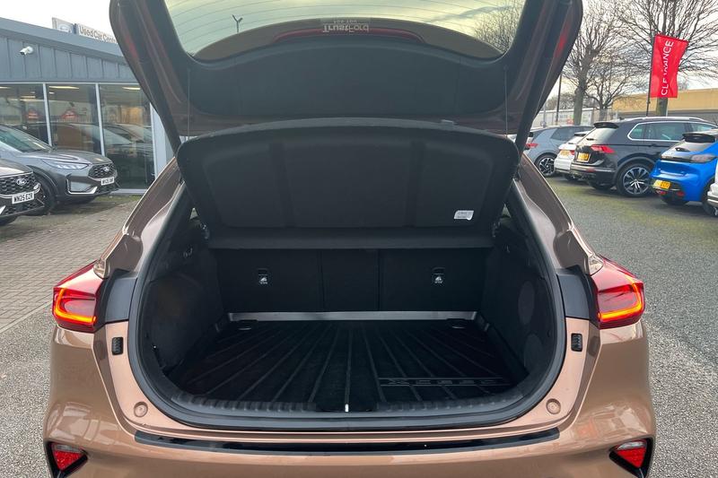 Used Kia XCeed 2021 for sale - 77204947: Photo 21