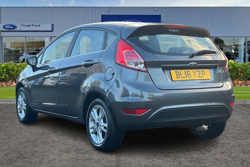 Used Ford Fiesta 2016 for sale - 76895317: Photo 2