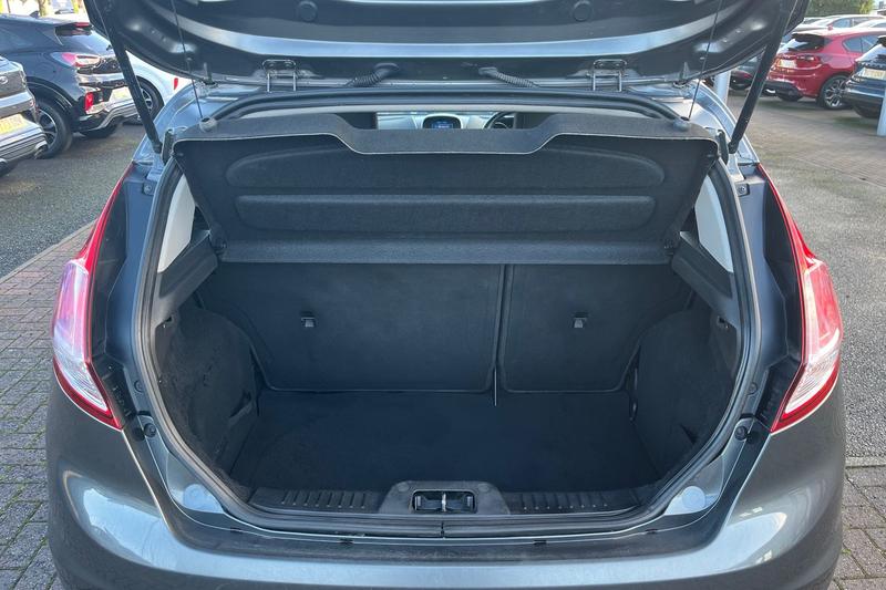 Used Ford Fiesta 2016 for sale - 76895317: Photo 21