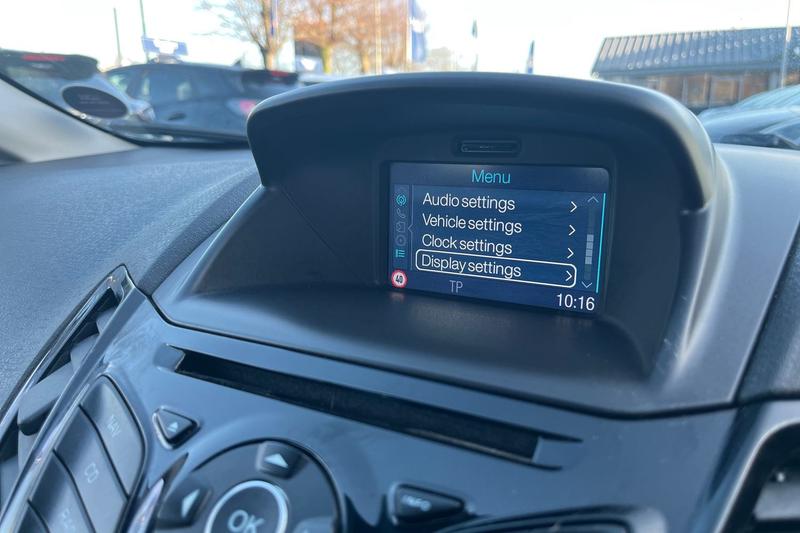 Used Ford Fiesta 2016 for sale - 76895317: Photo 30