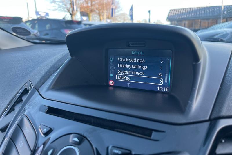 Used Ford Fiesta 2016 for sale - 76895317: Photo 31