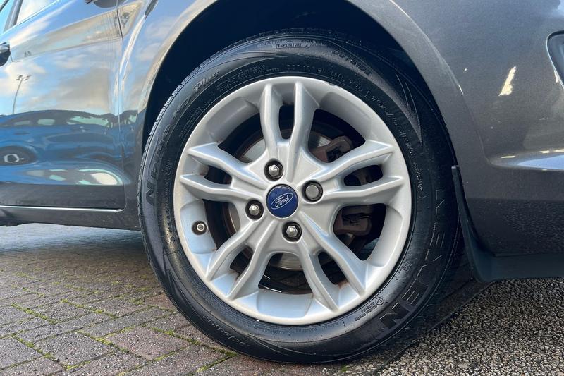 Used Ford Fiesta 2016 for sale - 76895317: Photo 8