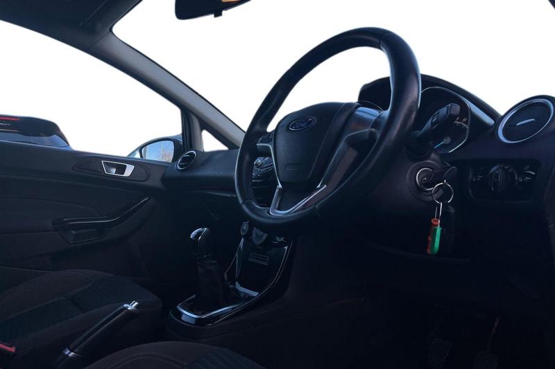 Used Ford Fiesta 2016 for sale - 76895317: Photo 9