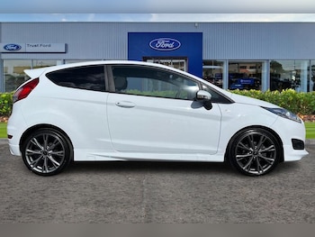 Used Ford Fiesta 2016 for sale - 75897992: Photo