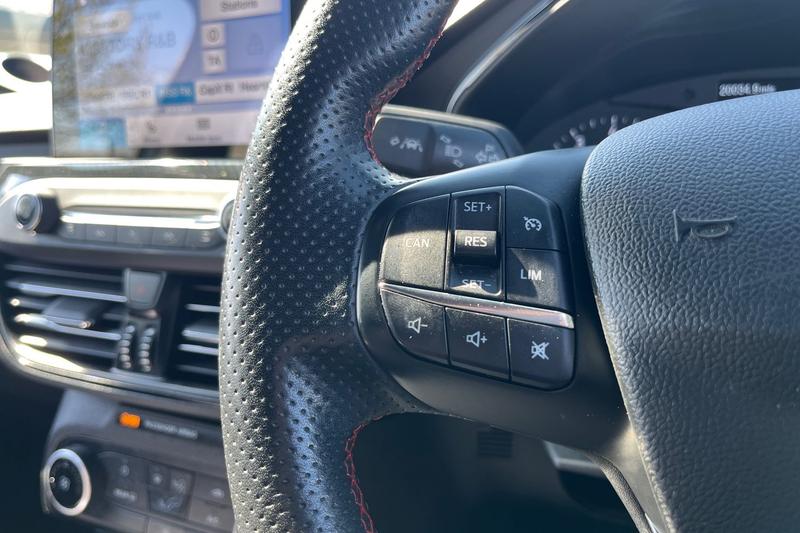 Used Ford Focus 2019 for sale - 78153042: Photo 35