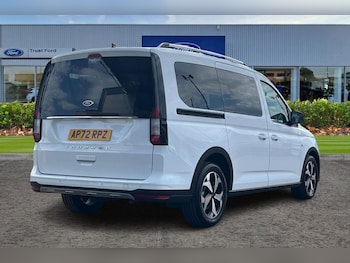 Used Ford Tourneo Connect 2023 for sale - 78483896: Photo