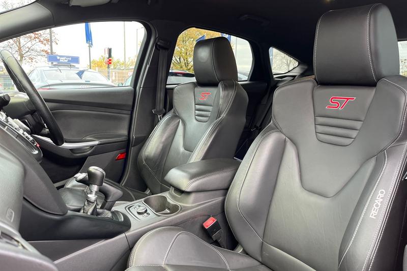 Used Ford Focus 2013 for sale - 76486504: Photo 19