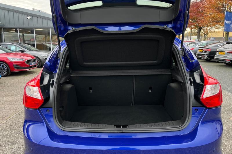 Used Ford Focus 2013 for sale - 76486504: Photo 21