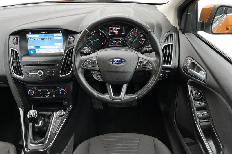 Used Ford Focus 2017 for sale - 77582079: Photo 11