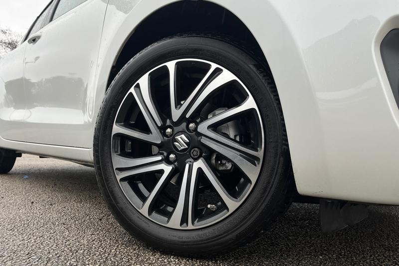 Used Suzuki Swift 2022 for sale - 77286311: Photo 8