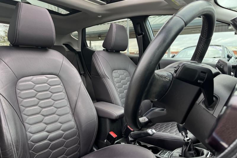 Used Ford Fiesta 2019 for sale - 76631443: Photo 17