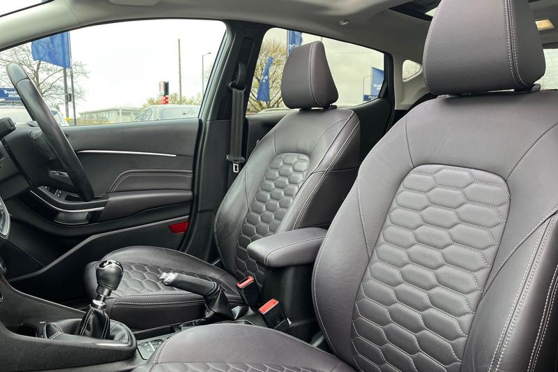 Used Ford Fiesta 2019 for sale - 76631443: Photo 19