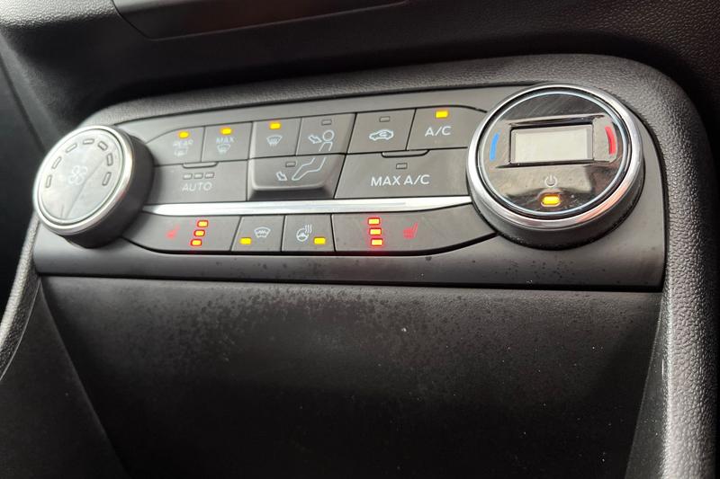 Used Ford Fiesta 2019 for sale - 76631443: Photo 32