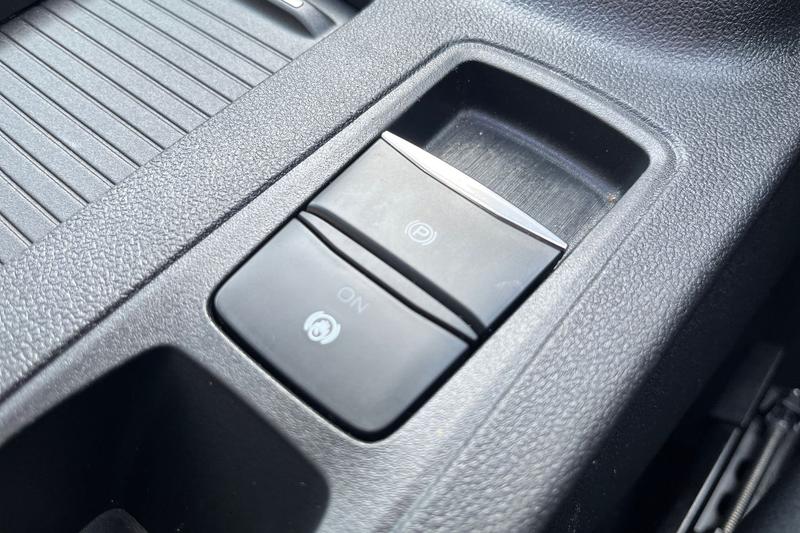 Used Ford Kuga 2023 for sale - 77878180: Photo 35