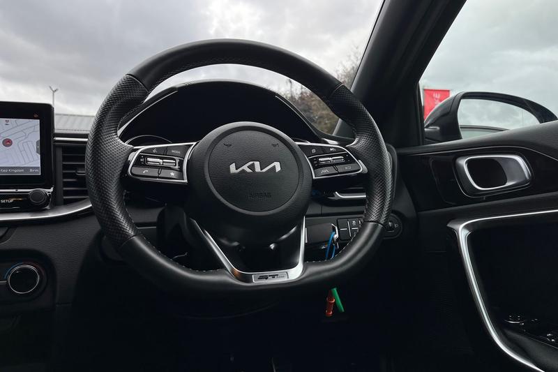 Used Kia XCeed 2023 for sale - 76196477: Photo 12