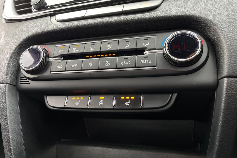 Used Kia XCeed 2023 for sale - 76196477: Photo 32