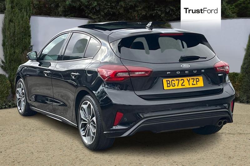 Used Ford Focus 2023 for sale - 78021255: Photo 2