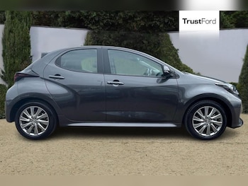 Used Toyota Yaris 2022 for sale - 78240182: Photo