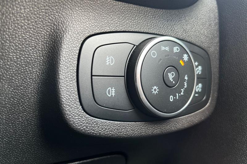 Used Ford Fiesta 2019 for sale - 77819809: Photo 24