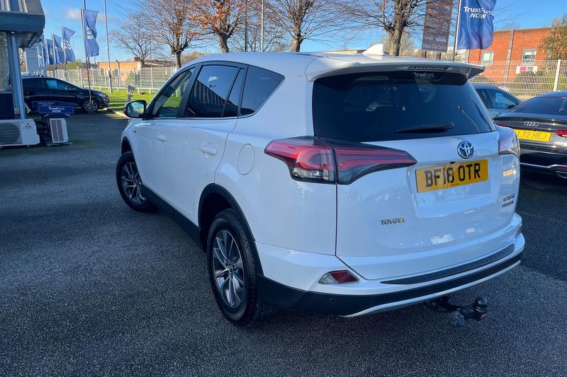 Used Toyota RAV4 2018 for sale - 77306943: Photo 38