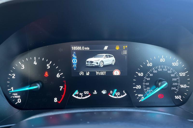 Used Ford Focus 2023 for sale - 76653481: Photo 13