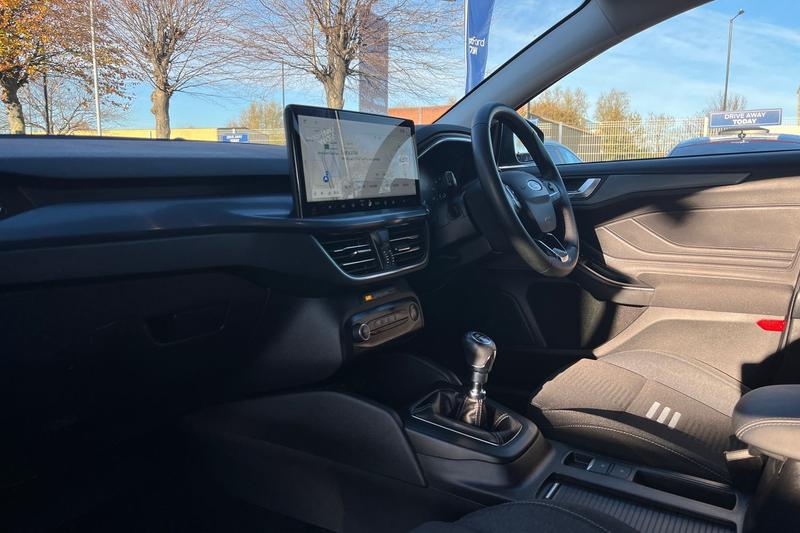 Used Ford Focus 2023 for sale - 76653481: Photo 18