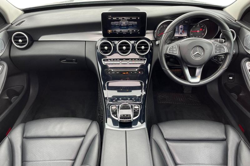 Used Mercedes-Benz C Class 2018 for sale - 76355589: Photo 10