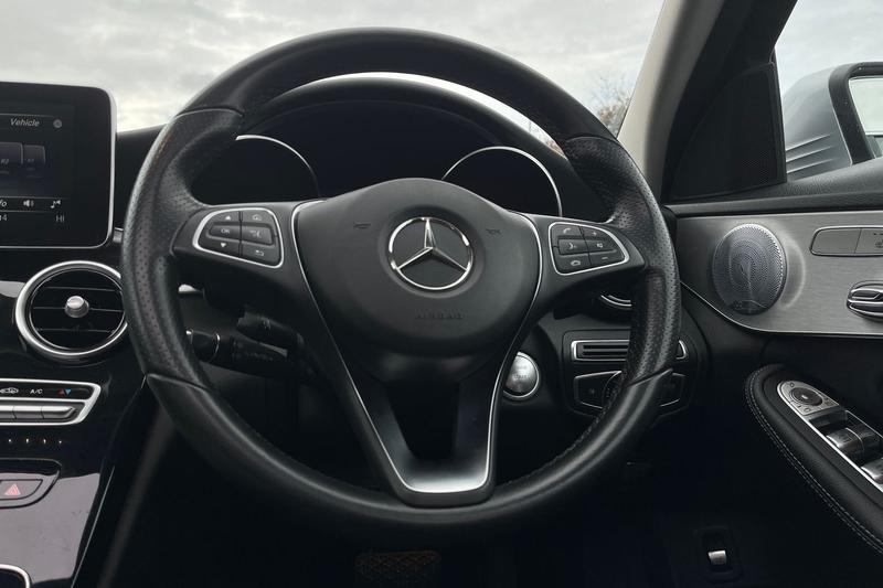 Used Mercedes-Benz C Class 2018 for sale - 76355589: Photo 12