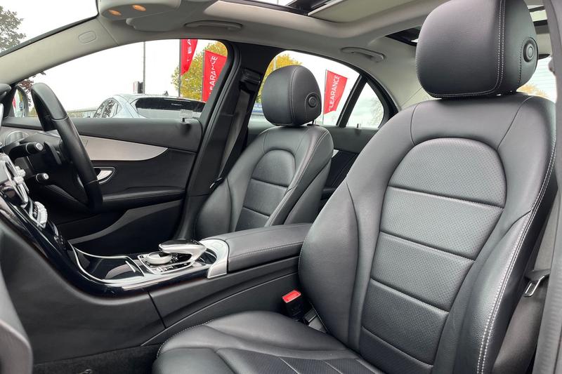 Used Mercedes-Benz C Class 2018 for sale - 76355589: Photo 19