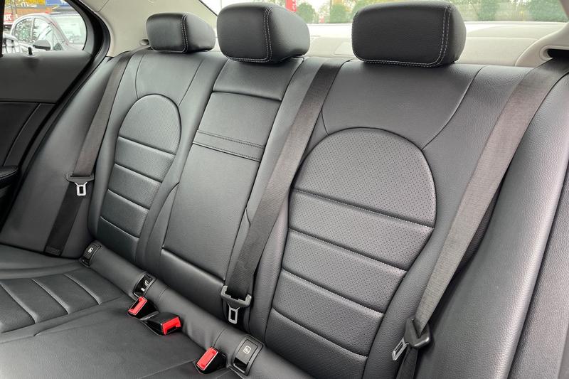 Used Mercedes-Benz C Class 2018 for sale - 76355589: Photo 20