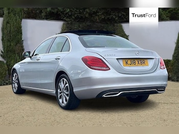 Used Mercedes-Benz C Class 2018 for sale - 76355589: Photo