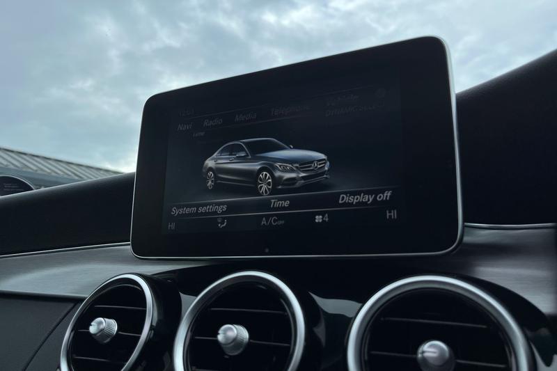 Used Mercedes-Benz C Class 2018 for sale - 76355589: Photo 30