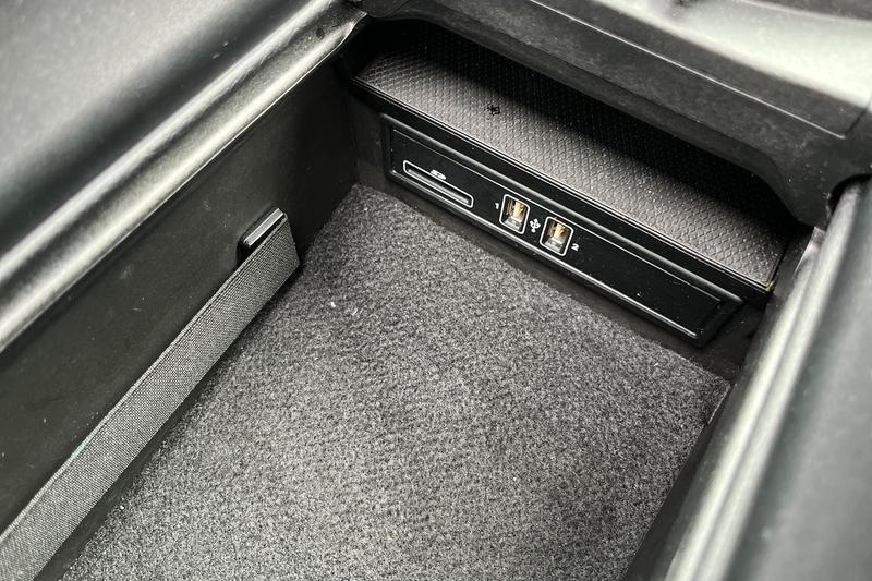 Used Mercedes-Benz C Class 2018 for sale - 76355589: Photo 35